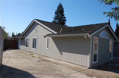 8341 Raffia Ct, Antelope, CA 95843 photo 2