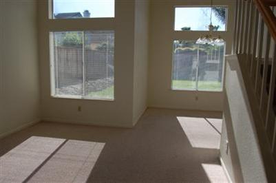 213 Avila St, Tracy, CA 95376 photo 3