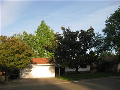 4720 Bellue St, Carmichael, CA 95608 photo 1