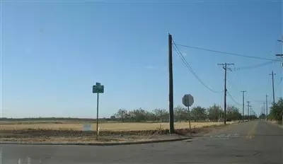 4918 Murphy Rd, Modesto, CA 95358 photo 3