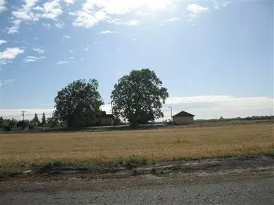 4918 Murphy Rd, Modesto, CA 95358 photo 2