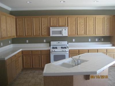 1131 Douglas Dr, Tracy, CA 95304 photo 2