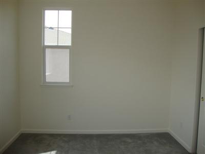 1070 Saffron Dr, Tracy, CA 95377 photo 9