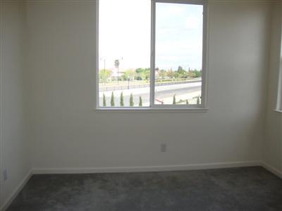 1070 Saffron Dr, Tracy, CA 95377 photo 11