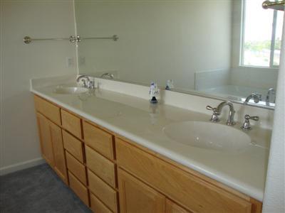 1070 Saffron Dr, Tracy, CA 95377 photo 13