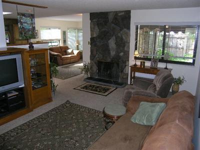 6809 Kettering Cir, Fair Oaks, CA 95628 photo 4