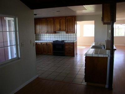 11902 E Harney Ln, Lodi, CA 95240 photo 8
