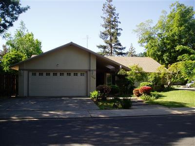 1008 Burlington Dr, Modesto, CA 95356 photo 1