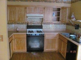 27 E San Pedro St, Merced, CA 95341 photo 2