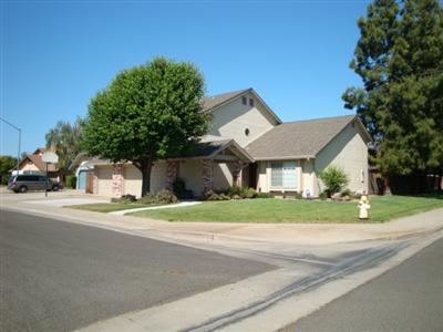 940 Spring Brook Ct, Modesto, CA 95351 photo 2