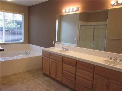 7989 W Depot Master Dr, Tracy, CA 95304 photo 11
