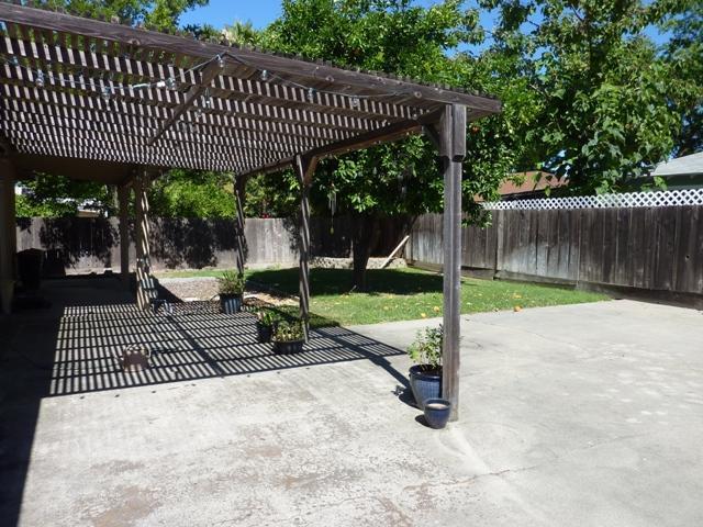 1613 Primrose Ln, Modesto, CA 95355 photo 15