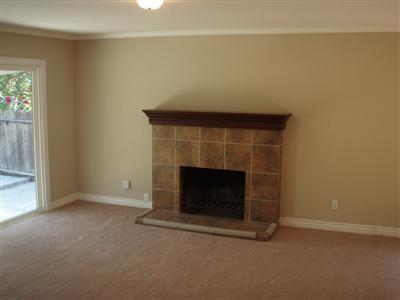 304 E Loretta Ave, Stockton, CA 95207 photo 2