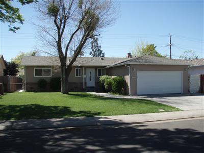 304 E Loretta Ave, Stockton, CA 95207 photo 1