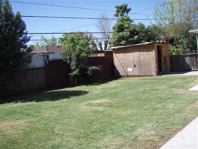 304 E Loretta Ave, Stockton, CA 95207 photo 15