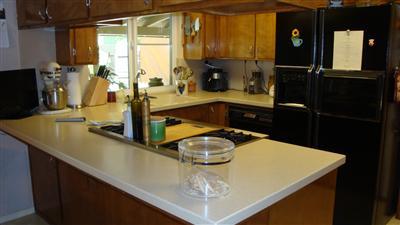 2800 Warwick Ln, Modesto, CA 95350 photo 3