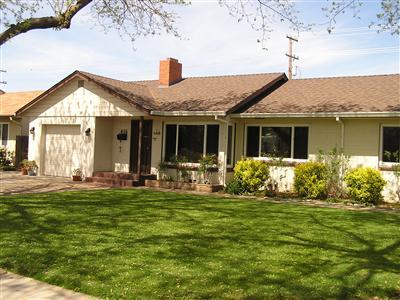 455 Eaton Ave, Tracy, CA 95376 photo 2