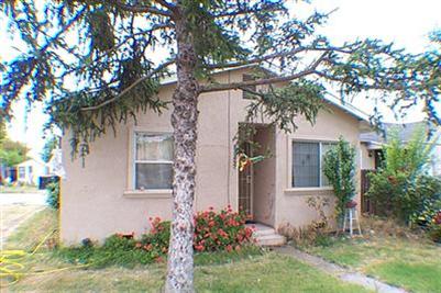 2106 5th St, Hughson, CA 95326 photo 1