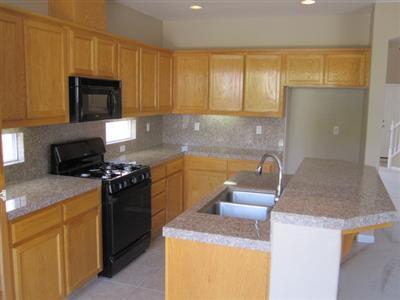 2913 Campbell Ln, Tracy, CA 95377 photo 2