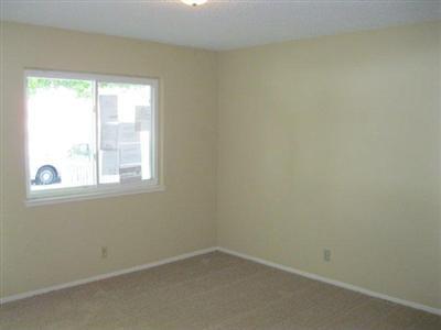 16202 Bizzibe St, Lathrop, CA 95330 photo 2