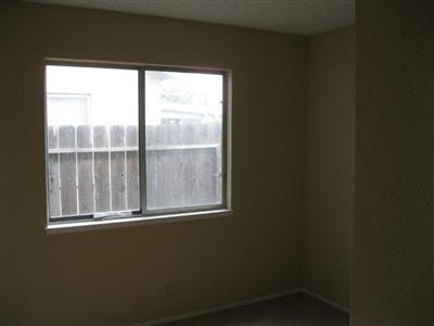 16202 Bizzibe St, Lathrop, CA 95330 photo 4