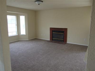 321 Cardiel, Firebaugh, CA 93622 photo 3