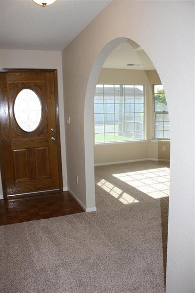 419 Vine St, Manteca, CA 95337 photo 4