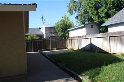 419 Vine St, Manteca, CA 95337 photo 6