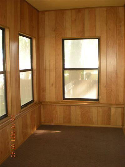 1609 3rd St, Escalon, CA 95320 photo 5