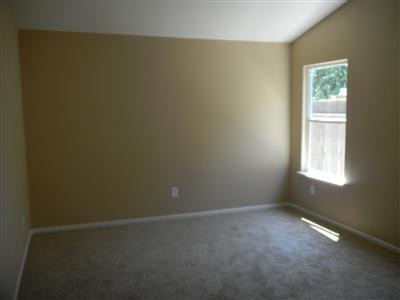 1020 Lombardy Dr, Modesto, CA 95351 photo 5