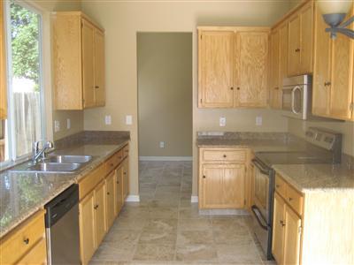 1605 Le Nailer Dr, Modesto, CA 95355 photo 3