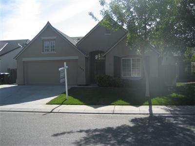 1605 Le Nailer Dr, Modesto, CA 95355 photo 1