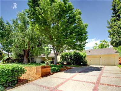 1705 Redwood Ln, Davis, CA 95616 photo 2