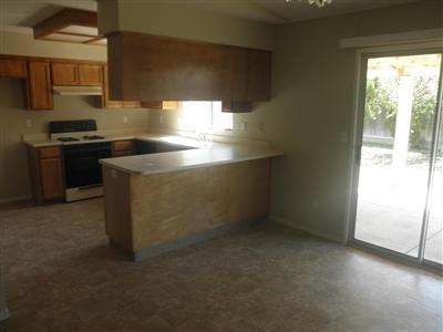 428 La Mesa St, Merced, CA 95341 photo 4