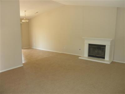 428 La Mesa St, Merced, CA 95341 photo 2