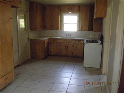 5281 E Harney Ln, Lodi, CA 95240 photo 3