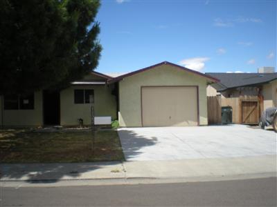 1122 E St, Los Banos, CA 93635 photo 1