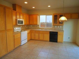 1908 Olivas Ct, Ceres, CA 95307 photo 4