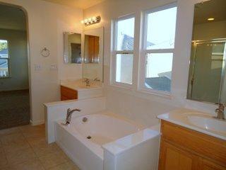 1908 Olivas Ct, Ceres, CA 95307 photo 9