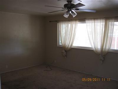 1014 Aldwina Ln, Manteca, CA 95336 photo 2