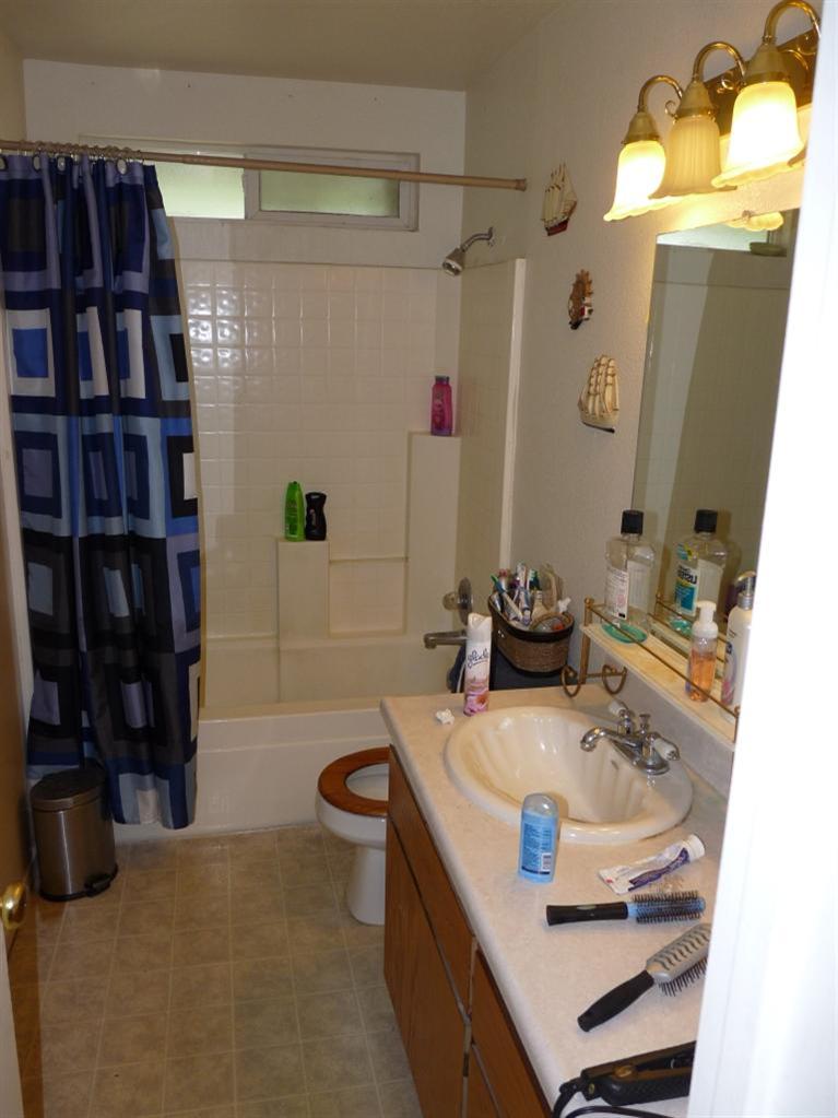 954 Port Ashton Ct, Galt, CA 95632 photo 7