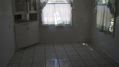 811 Martinez St, Turlock, CA 95380 photo 3