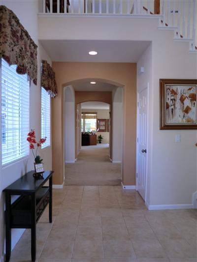 5537 Jonesboro Way, Sacramento, CA 95835 photo 2