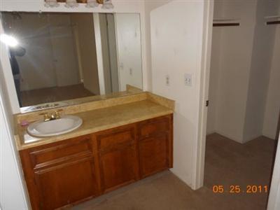 3309 Moonview Dr, Ceres, CA 95307 photo 2