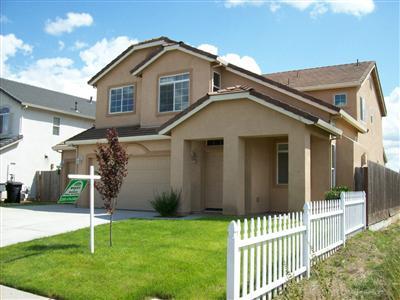 3202 Pocket Ave, Riverbank, CA 95367 photo 1