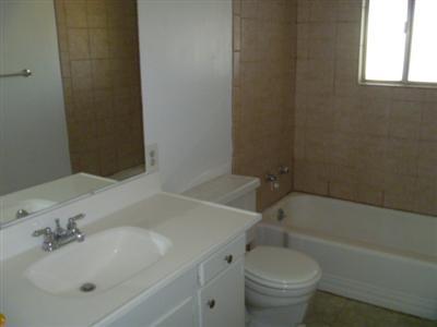 2100 W Corbin Ln, Lodi, CA 95242 photo 11