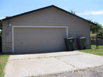 5695 Arrowhead Dr, Rocklin, CA 95677 photo 2
