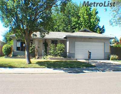 420 Charles Ave, Modesto, CA 95350 photo 1