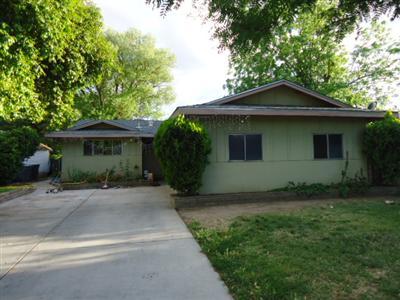 1144 W 10th St, Merced, CA 95341 photo 1