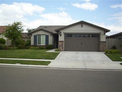 2372 Pepper Tree Ln, Manteca, CA 95336 photo 1